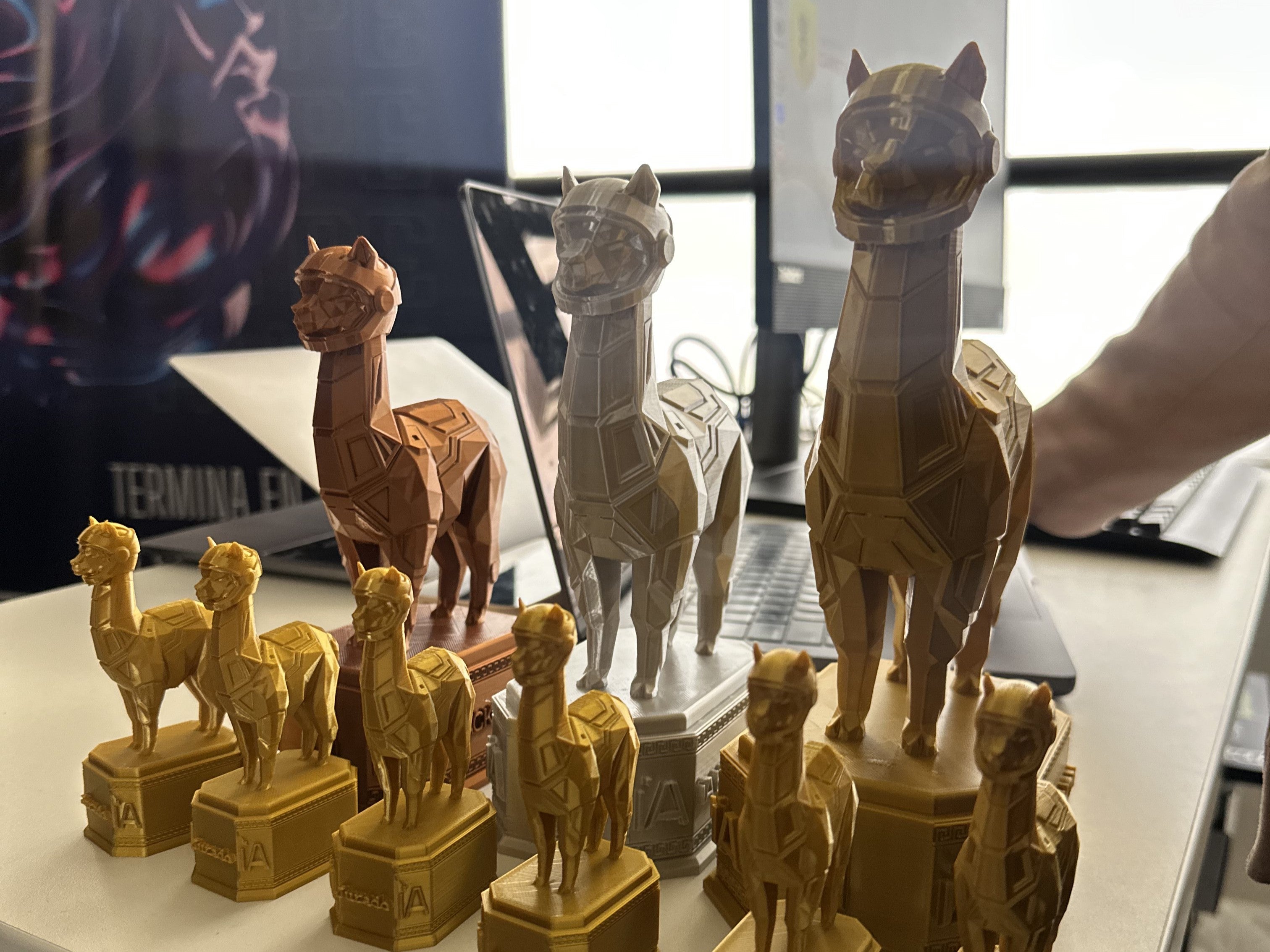 Más que un premio: Conoce a la "Alpaca Tech", el símbolo de la Hackatón IA